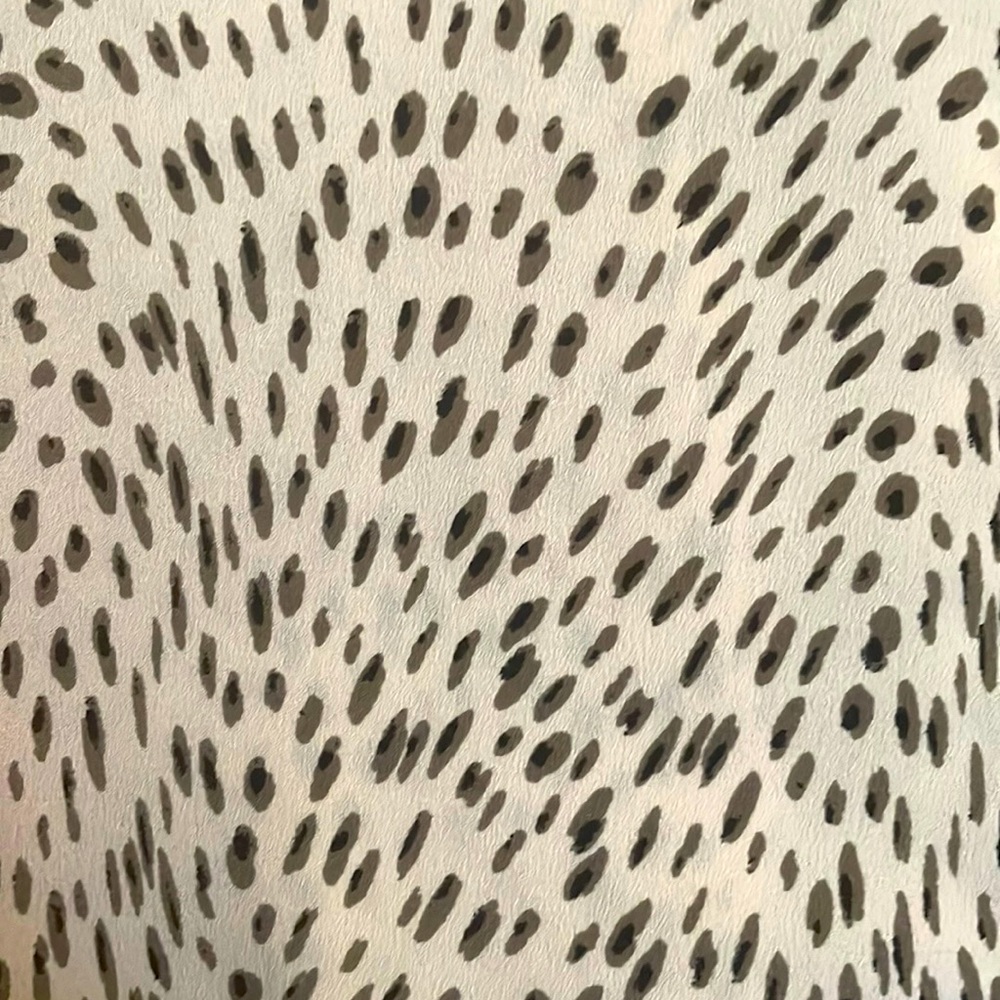 Patterned Blouse - Picture 2 of 3